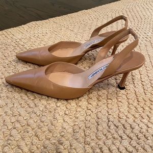 Manolo Blahnik tan kitten heel- Size 9